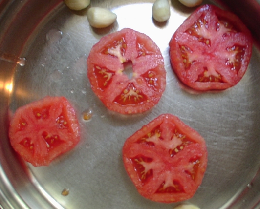 tomato-04.jpg (179284 bytes)